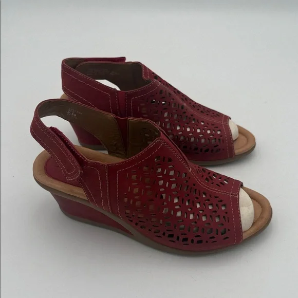 Earth Elegant Red Wedge leather Sandals women 8.5B casual office retro vacation - Picture 10 of 10